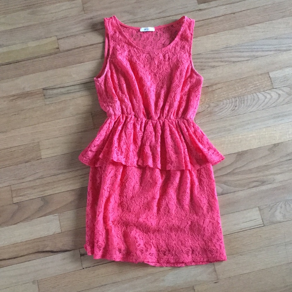 Adorable pink lace above the knee dress